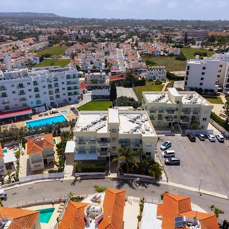 Daire Athena Paralimni